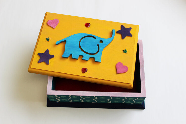 NEW: Creative Art Box (3+)